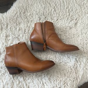 Thursday Downtown booties in toffee